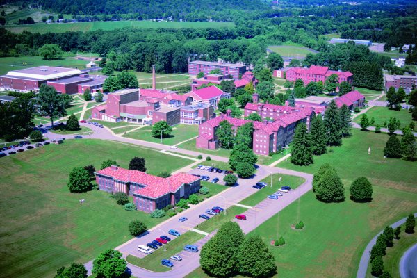 Aerial of St. Bonaventure University (2007)